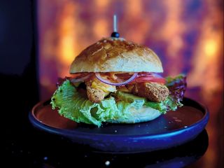 Strips burger