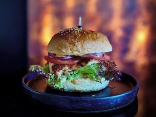Halloumi burger