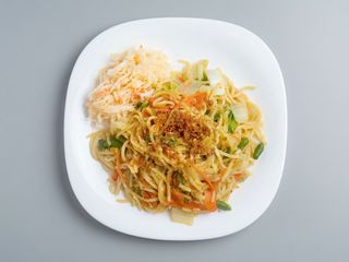 Makaron Udon z wieprzowina