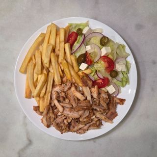 Falafel na talerzu
