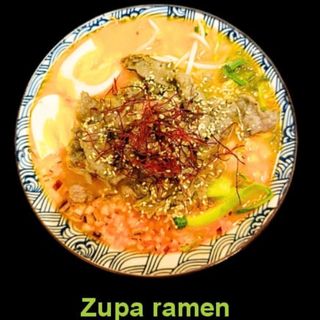 Zupa ramen tatamen