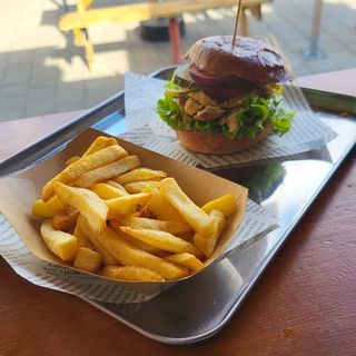 Mini Burger+ frytki