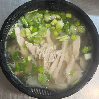Zupa pho z kurczakiem