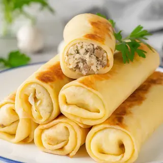 Naleśnik z kurczakiem i pieczarkami, 1szt