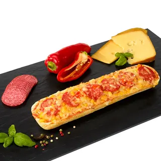 Zapiekanka z pepperoni