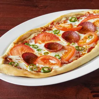 Sucuklu Pide