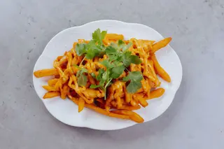 Frytki z batatów z majonezem nduja