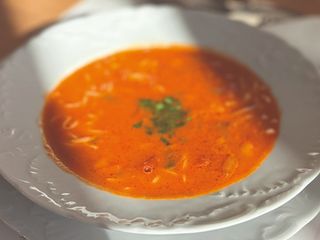 Zupa pomidorowa babcina