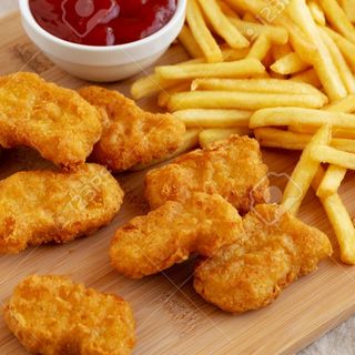 Nugettsy z frytkami 15szt