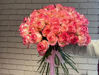 Róża  9 szt 50 cm „Jumilia”