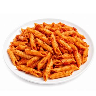 Makaron z sosem pomidorowym