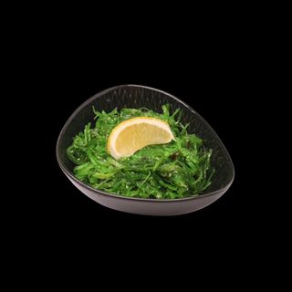 Wakame z sezamem