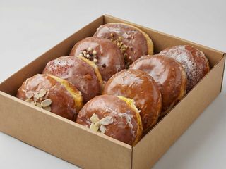 Pączki niespodzianka z nadzieniem owocowym