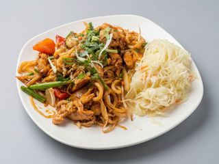 Makaron Udon z wołowiną