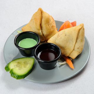 Chicken Samosa 2szt.