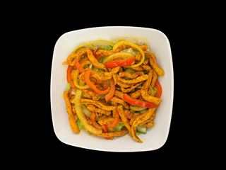 Sałatka z grillowanym kurczakiem