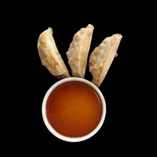 Smażona Gyoza z Kurczakiem(1+1=6szt)