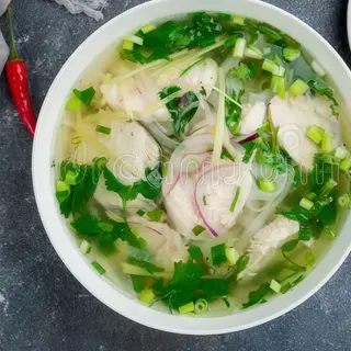 Zupy: Pho z kurczakiem