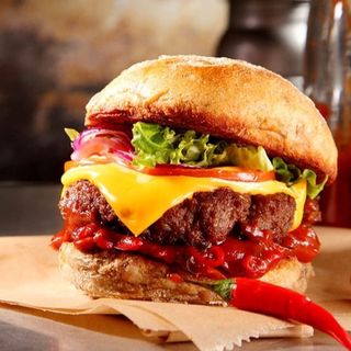 Hot spicy burger(150 gr)+Frytki