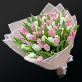 Bukiet biało-różowych tulipanów 25szt