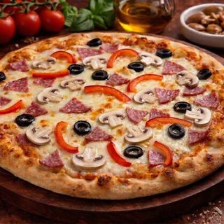 Pizza syryjska z salami mały