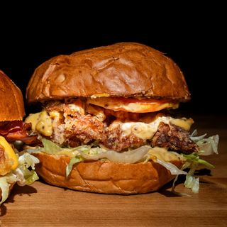 Mango- Chili Chicken Burger