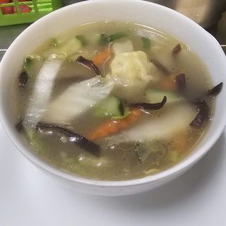 Zupa wonton