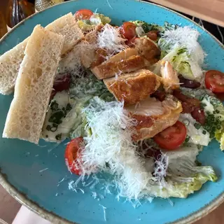INSALATA CAESAR CON POLLO