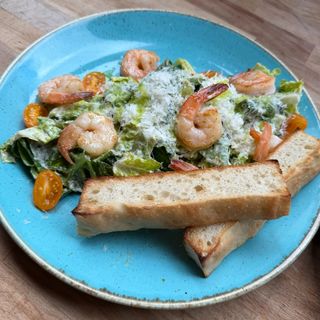 INSALATA CAESAR CON GAMBERETTI