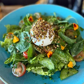 INSALATA CON BURRATA