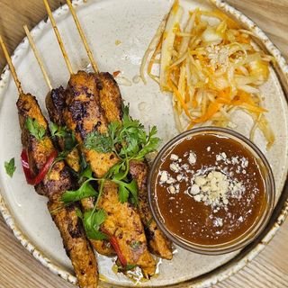 CHICKEN SATAY