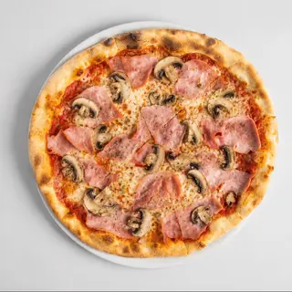Pizza prosciutto e funghi (calzone aperto)