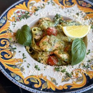 Tagliatelle con spinaci e salmone
