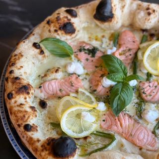 Pizza Con Salmone