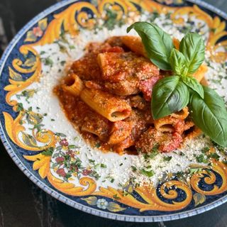 Rigatoni z Wołowiną