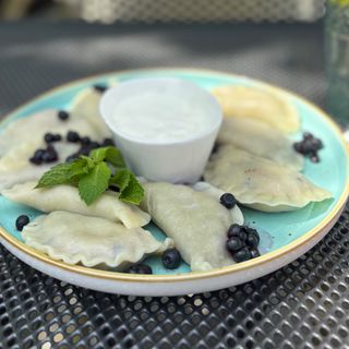 Pierogi z jagodami