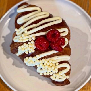 Croissant malina- prosecco