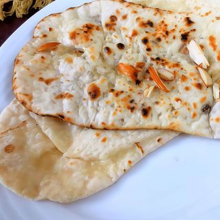 Kulcha peshawari naan