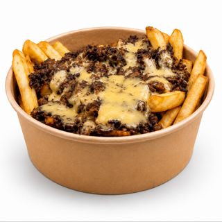 Frytki z mięsem,serem i sosem serowym XXL 350g