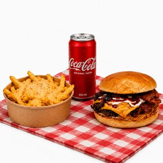 DOUBLE BOMBER BOX / Double Smash + Frytki z sosem Serowym + Cola 0.33l