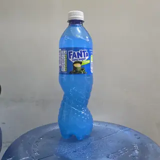 Fanta srokata zero niebieska 0,5L