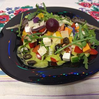 Sałatka cezar z kurczakiem 320g