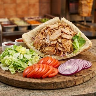 Kebab w bułce kurczak