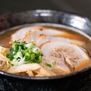 Miso ramen z boczkiem wieprzowym