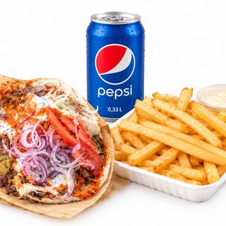 Bulka Combo (Bulka + frytki z sosem + napoj 0,33L)