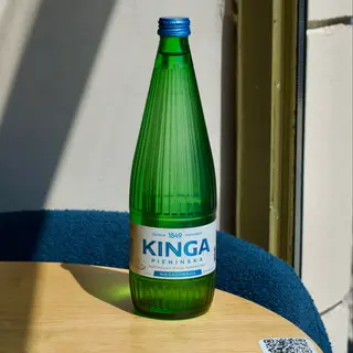Woda mineralna duża