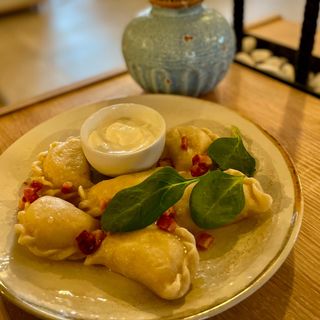 Pierogi z kaczką 6 szt