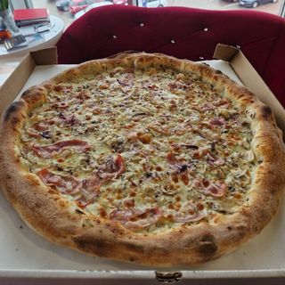 Pizza Capricciosa - 31.5 cm