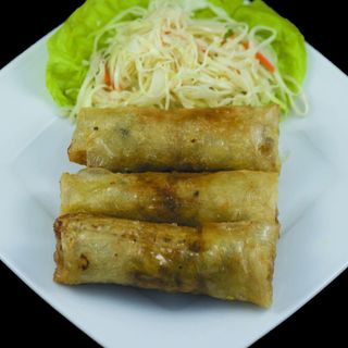 Spring Rolls 3 pcs with salad