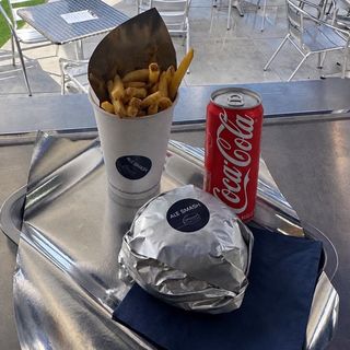 Jalapéno + frytki + cola 0,33l